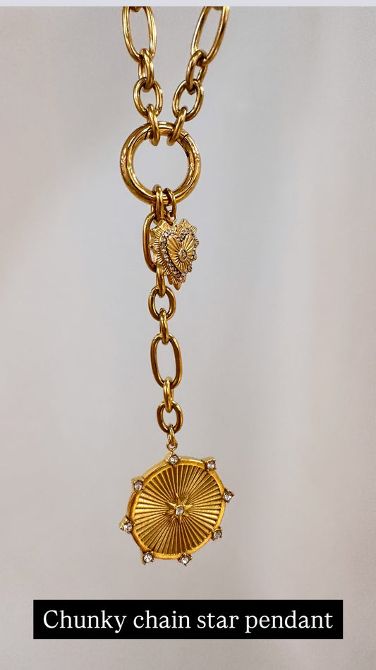 Chunky Chain Necklace with Circle Star Pendant