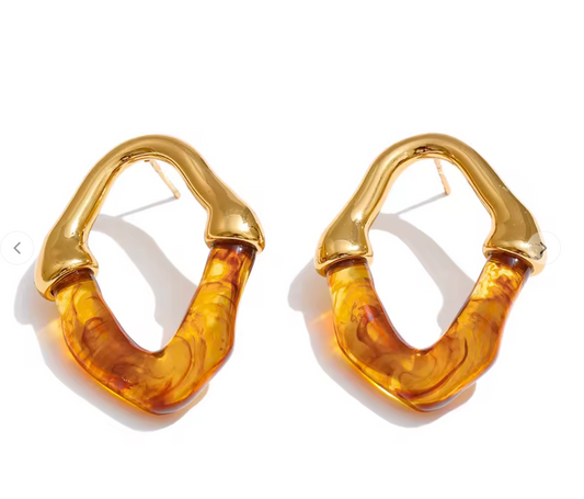 Double V Acrylic Earrings Brown